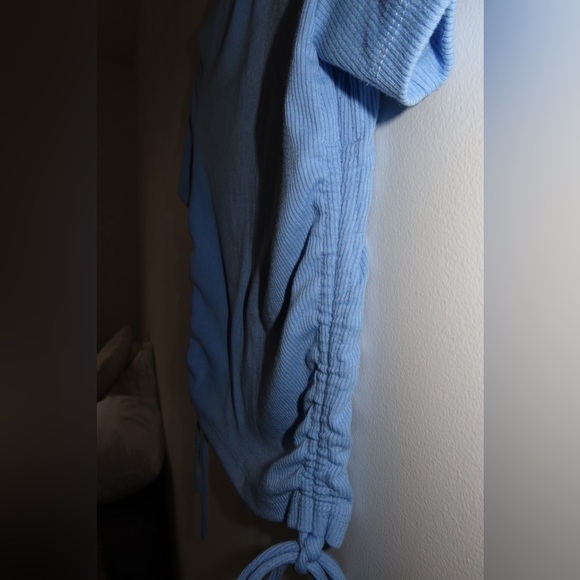 Zara Light Blue Short Sleeve Slightly Cropped Top Side Ties Size Small - Picture 6 of 6